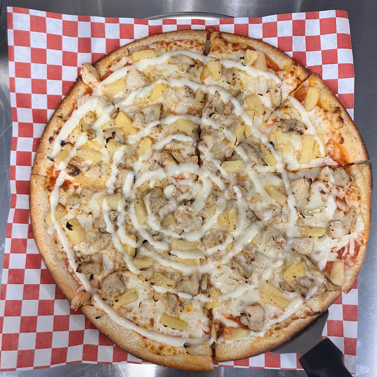 Large Hawaiian Chicken Pizza from Pizza Meltdown